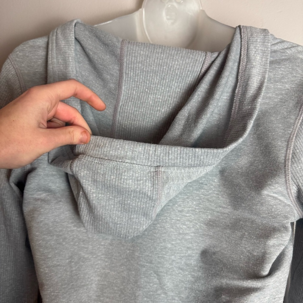 Athleta Bliss Light Grey Hoodie Dress Size XS - Picture 8 of 10